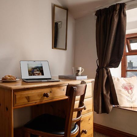 Homely Cottage With Garden And Mountain-View Blaenau Ffestiniog Exterior photo